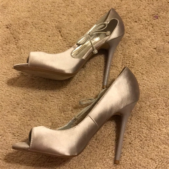 Sliver heels - Picture 2 of 4